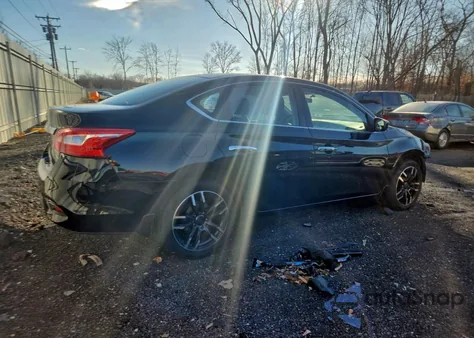 2016 Nissan Sentra S z USA, uszkodzony, nr VIN 3N1AB7AP4GL680682